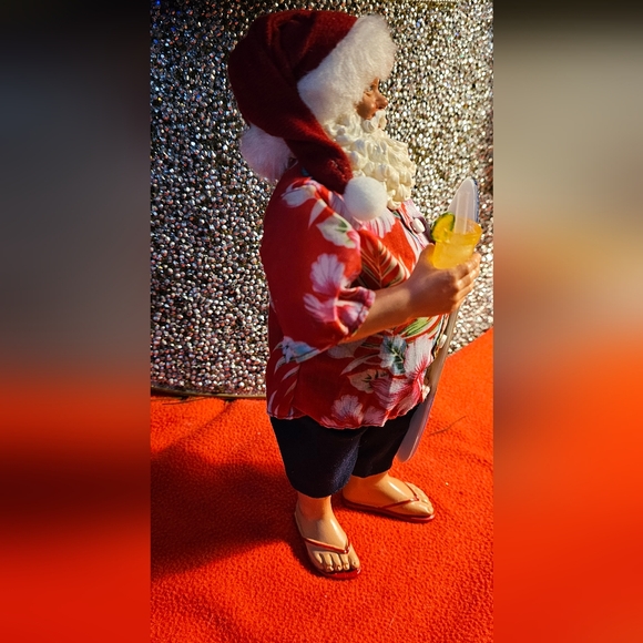 Surfer Santa - Picture 2 of 10